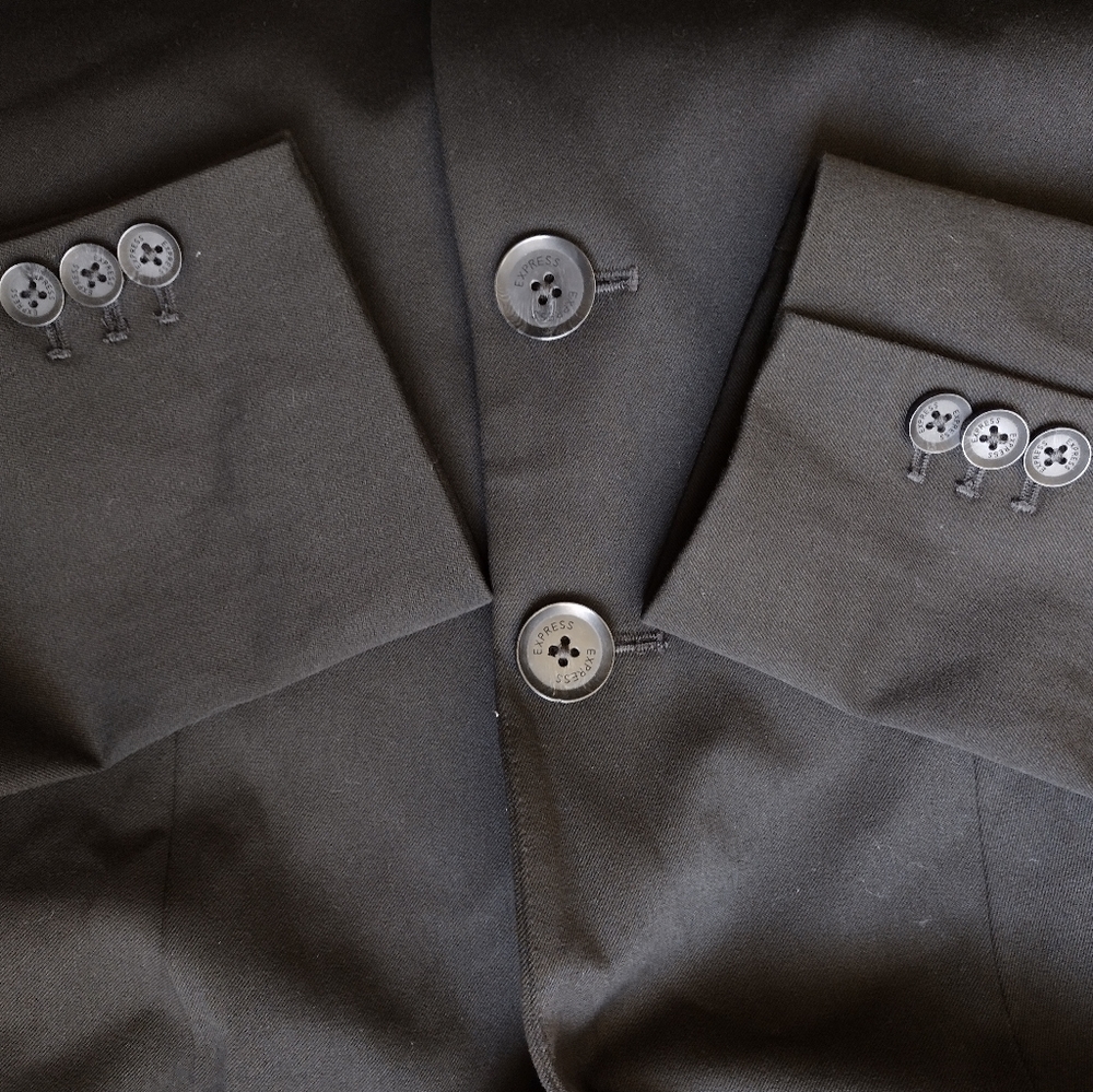 Classic Black Women's Blazer - Picture 8 of 8